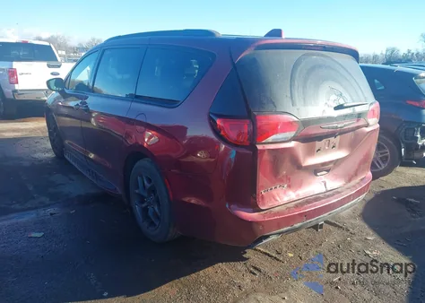 2018 Chrysler Pacifica Touring L из США, поврежденный, VIN 2C4RC1BG5JR172109